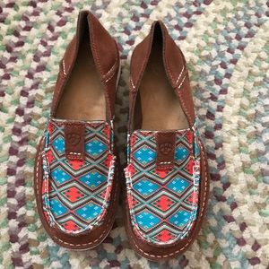 Ariat shoes, BRAND new, never worn. SIZE 8.!